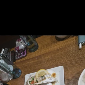 昨日久々生カキ食べれてハッピーでちたの写真2枚目