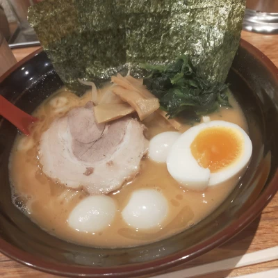 昨日は食べたくもないのに三浦にラーメン屋に付き合わされました。久々に食べたけど美味しかったのですが、三浦の分含めて全額負担だったのが納得いかない。