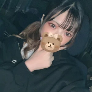 こんばんは😚💛の写真1枚目