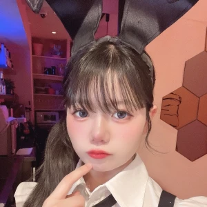 出勤してます🐰ᩚ🐰ᩚ🐰ᩚ🐰ᩚ🐰ᩚ🐰ᩚの写真1枚目