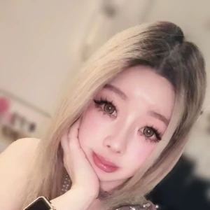 こんばんはー🎵いよなだよー❤の写真1枚目