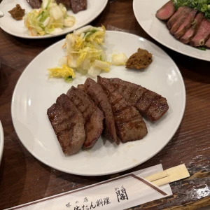 こんにちは、ゆりあですの写真1枚目