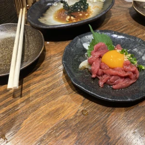 馬刺しユッケ食べたいの写真1枚目