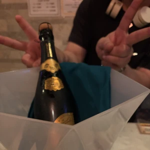 先日は指名で一緒に飲んでくださったの写真2枚目