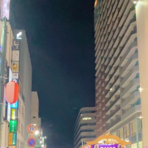 出勤してまーす☺️の写真1枚目