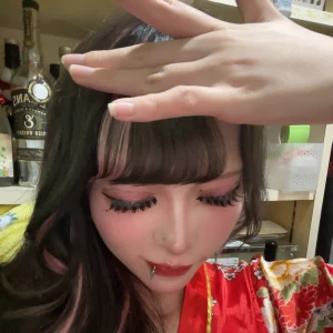 れいかちんしゅきんしてまあす😾前髪巻きすぎたんご🤩🤩の写真1枚目