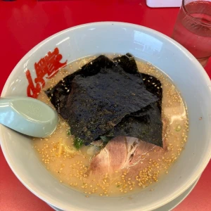 二日酔いには!!🍜🍥の写真1枚目