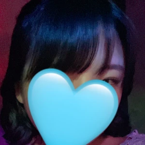 こんばんはあいなです〜！の写真1枚目