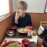 雨ですが元気に営業してます！！の写真1枚目