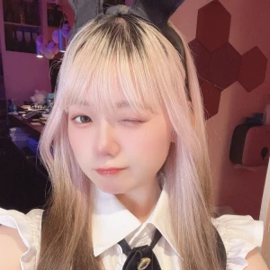 おはよー😳💓の写真1枚目