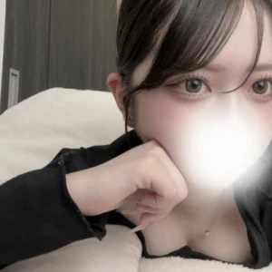 <p>こんばんは🐈‍⬛🌙<br>さなです！<br>週末はゆっくりできましたか？☺️<br>私はおうちでゴロゴロしながらアニメを見たり、初めてジムに行ってみたり、充実...の写真1枚目