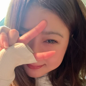 アイメイクが上手くいってご機嫌なみちです♡の写真1枚目