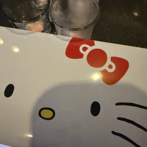 こんにちは、ゆりあですの写真1枚目