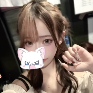 出勤です❕✩.*˚の写真1枚目