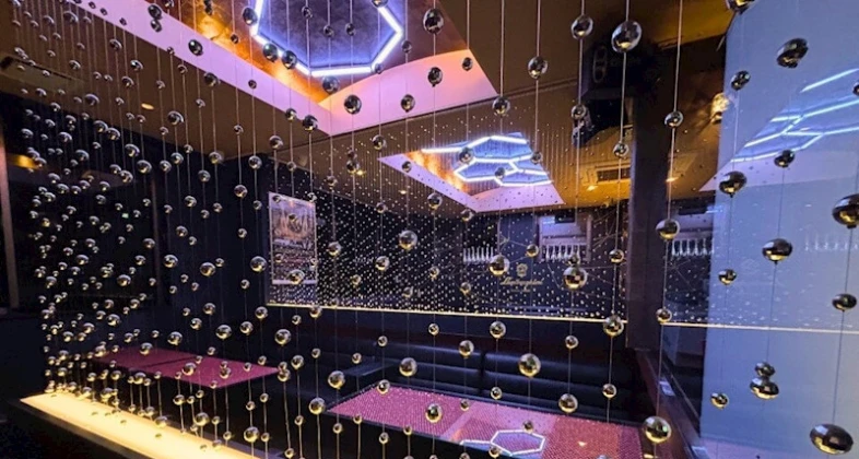 仙台・国分町キャバクラ「クラブウルス」