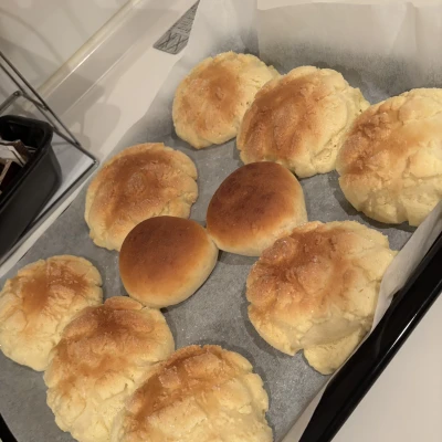 昨日早起きしたからメロンパン作ったけど色々失敗した⤵️