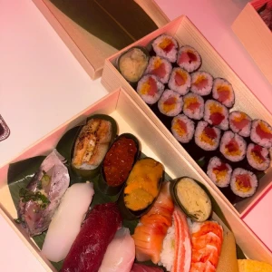 1107🍣の写真1枚目