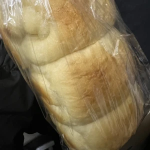 2/19(木) 21時半からいます🍞の写真1枚目