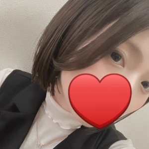 21:30-出勤しました🤍の写真1枚目