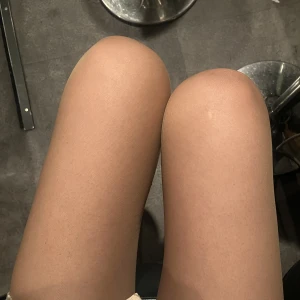 出勤！おはよー🥹の写真1枚目