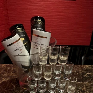 沢山頂きました～🍾🖤の写真2枚目