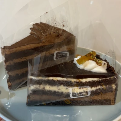 ケーキ届けに来てくれてありがとうー！😭✨