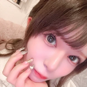なんだか昨日からやけに目が冴えてお布団に入っても寝れませんでした💦の写真2枚目