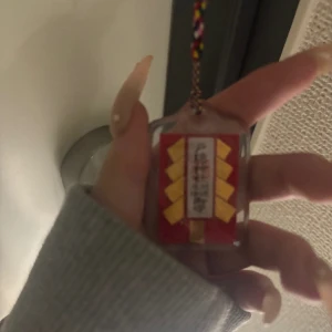 お守りにシミ…の写真1枚目