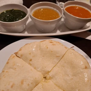 今日出勤してます✨良かったら会いに来てください🍸✨の写真1枚目