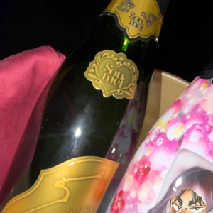 🥂🥂🥂🥂の写真1枚目