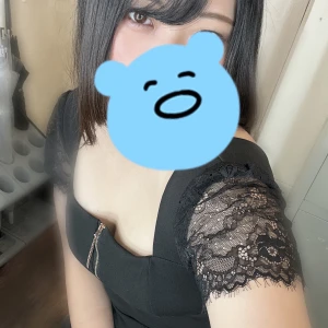 久々に黒ドレス着てしゅっきんしたの写真1枚目