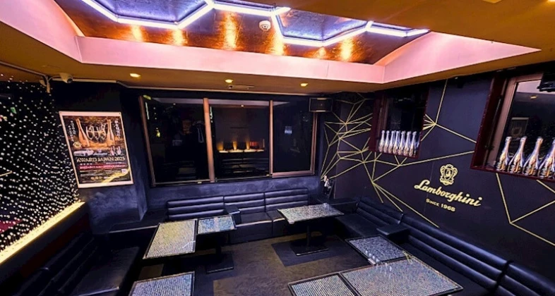 仙台・国分町キャバクラ「クラブウルス」