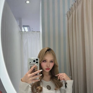 ネイル変えた💕の写真1枚目