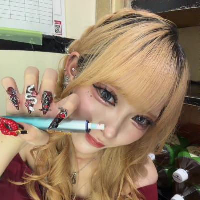 れいかでっす！