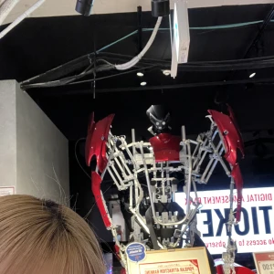身につけられるロボット知ってる？の写真1枚目