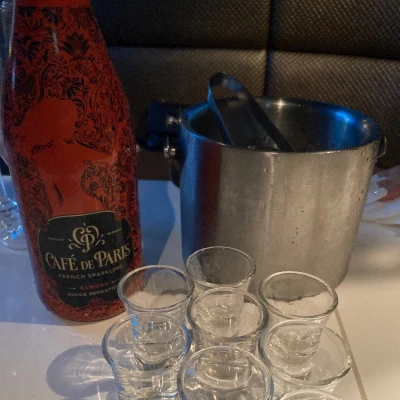 🥂🫧