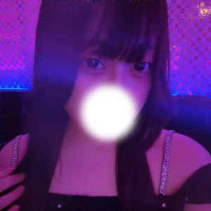 出勤しました〜👸🏻💕の写真1枚目