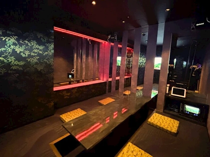 仙台・国分町キャバクラ「クラブウルス」