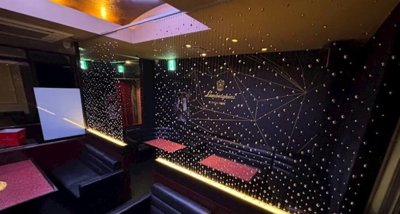 仙台・国分町キャバクラ「クラブウルス」