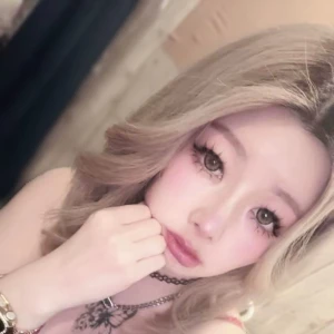 こんばんはー😊いよなだよー❤の写真1枚目