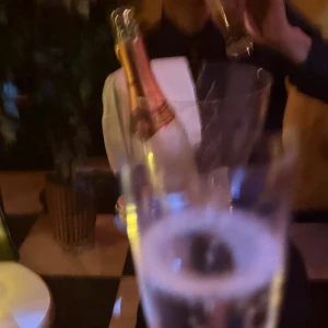 先週はあけおめシャンパン2本出していただいた🥂♡ありがとうございます♡ 出勤3日目だったけど嬉しかった😭♡の写真1枚目