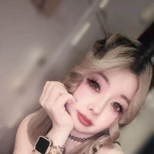 こんばんはー♪いよなだよー😊の写真1枚目