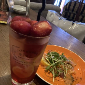 おしゃれなぽしゃけを飲んだよ🍻の写真1枚目