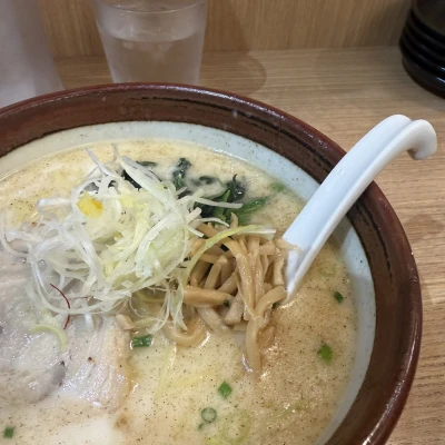 こんばんみゃす