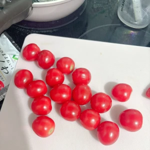 久しぶりに自炊ちゃいました😋幼い頃から家事担当してたので久しぶりだと楽しい😊自分で学んだので正しいか分からないけど💦本日19時半〜お願いします！の写真2枚目