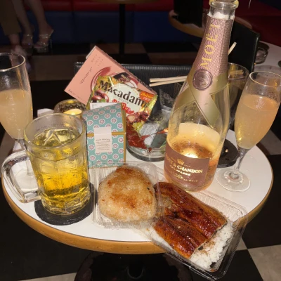 初めてお店でうな重頼んだ✨
