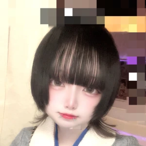 20時からいます~！今日はメイクちょっと薄め( т৹т )の写真1枚目