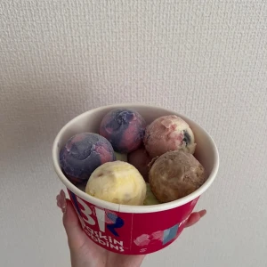 よくばり調達完🍨 ◝✩ ✧︎の写真1枚目