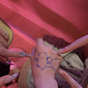 今週の出勤予定🗓の写真1枚目