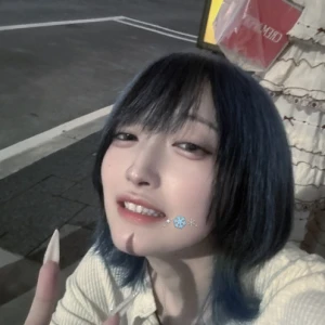 しろちﾀﾞﾖ♱·.༝‎🤍の写真1枚目